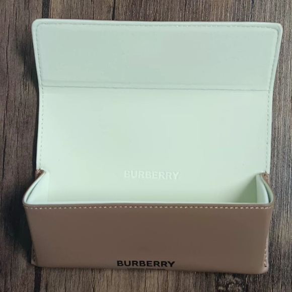 Burberry Tan Leather Laptop Case - Picture 3 of 6